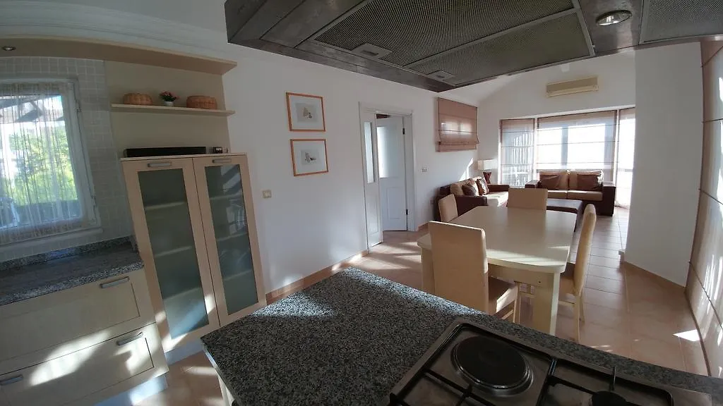 ヴィラ Oasis Village Villaフェティエ トルコ